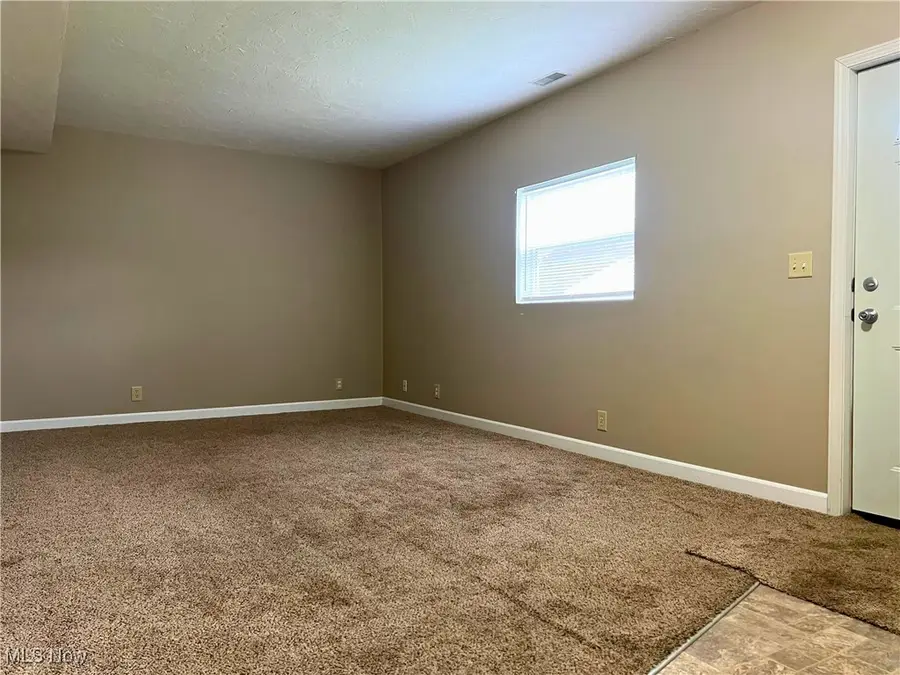 211 N Saint Clairsville Road, Port Washington, OH 43837 - Image #3