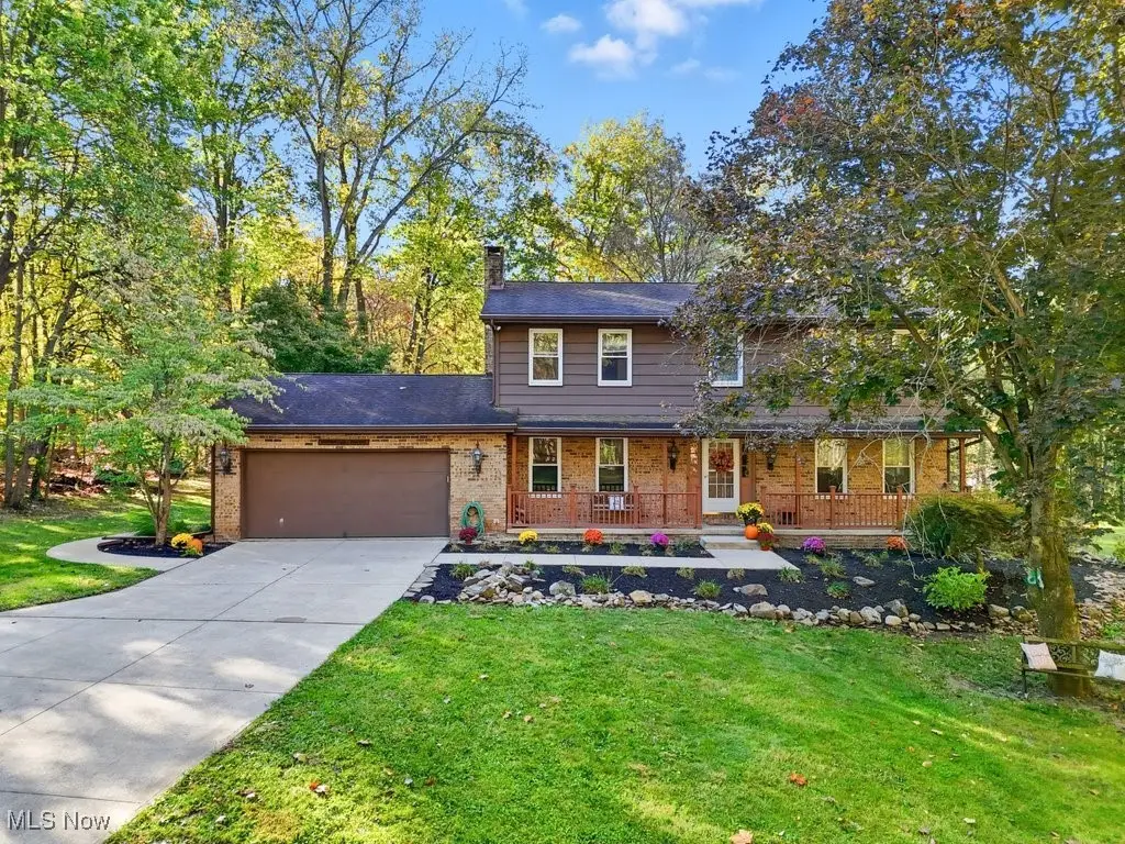 828 Center Road, Hinckley, OH 44233 - Image #1