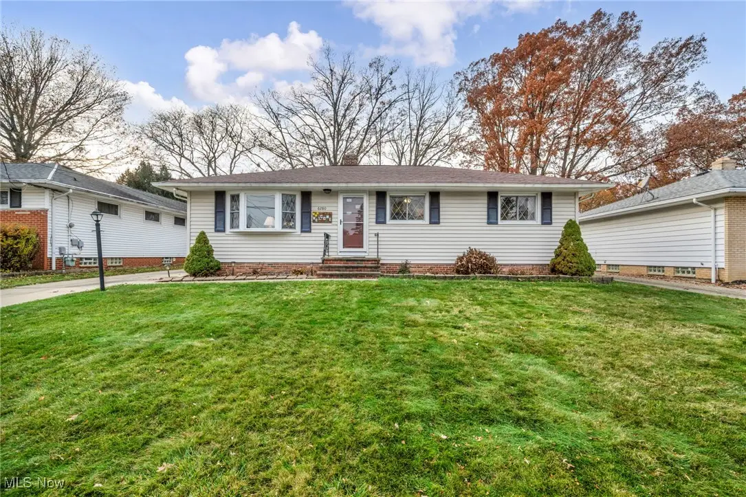 6280 Mariana Drive, Parma Heights, OH 44130 - Image #1