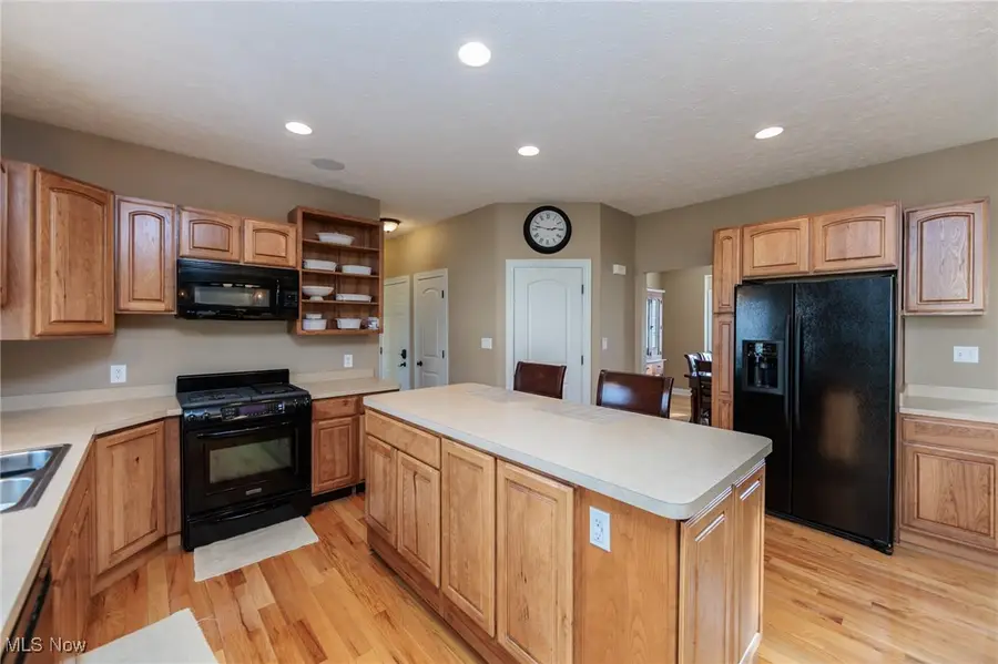 3204 Thorn Tree Drive, North Royalton, OH 44133 - Image #3