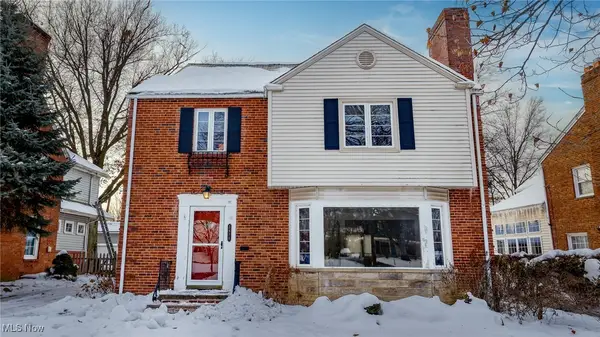 2616 Kerwick Road, University Heights, OH 44118