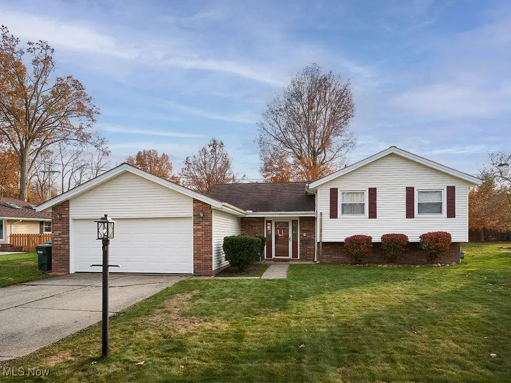 26511 Locust Drive, Olmsted Falls, OH 44138 - Image #1