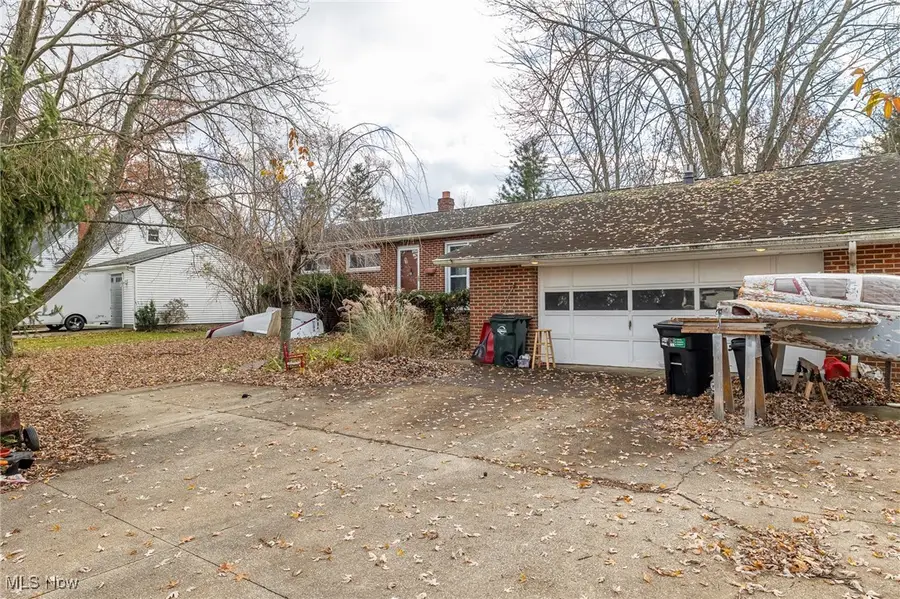 12387 W Sprague Road, North Royalton, OH 44133 - Image #2