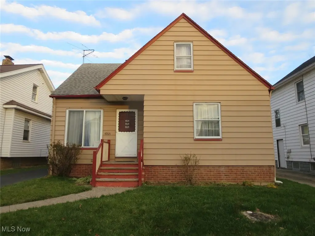 4905 E 108th Street, Garfield Heights, OH 44125 - #1