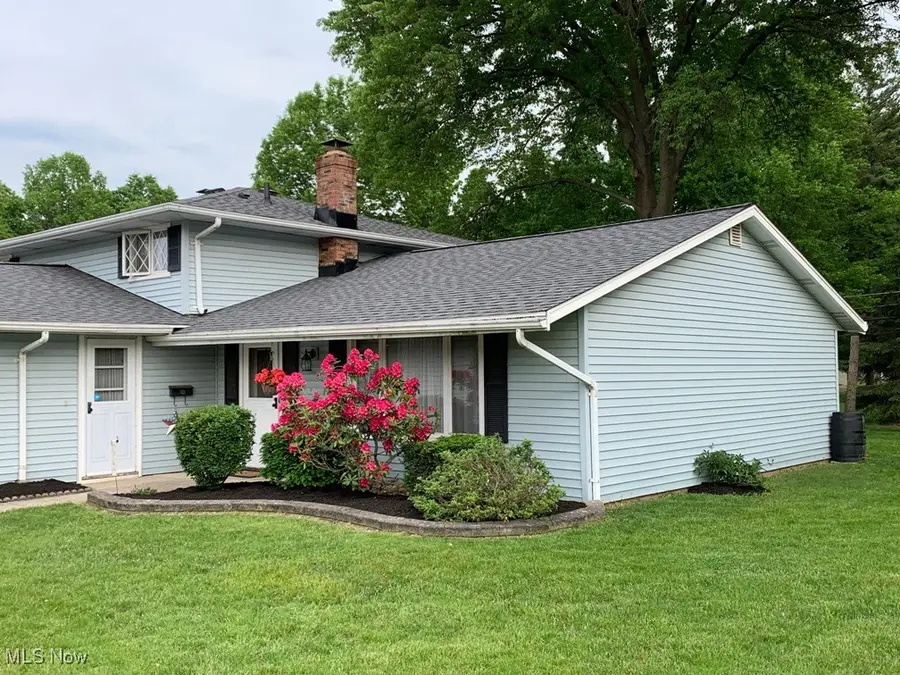 13585 Pineview Court, Middleburg Heights, OH 44130 - Image #3