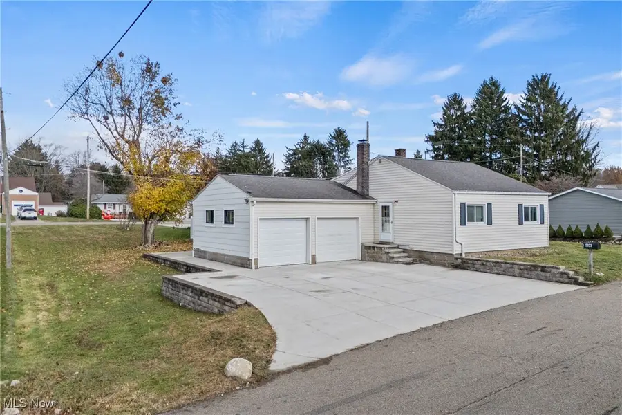 5923 Murray Nw Street, Canton, OH 44718 - Image #3