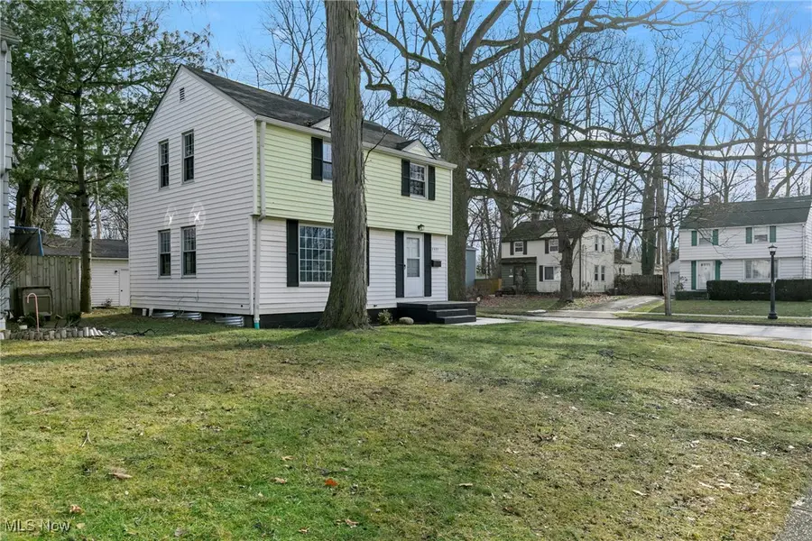 2577 Hawthorne Road, Cuyahoga Falls, OH 44221 - Image #3