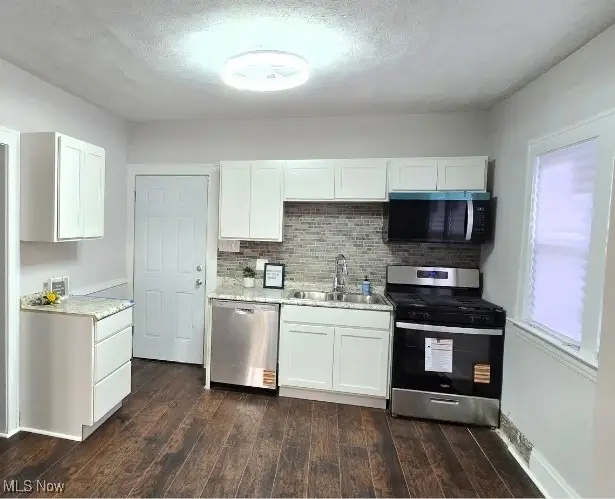 10909 Nelson Avenue, Cleveland, OH 44105 - #2