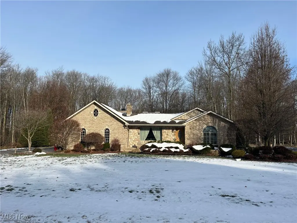 15868 Kenwood, Middlefield, OH 44062 - Image #1
