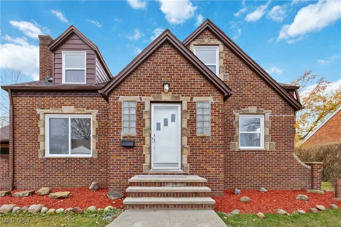 6601 Brownfield Drive, Parma, OH 44129 - #1