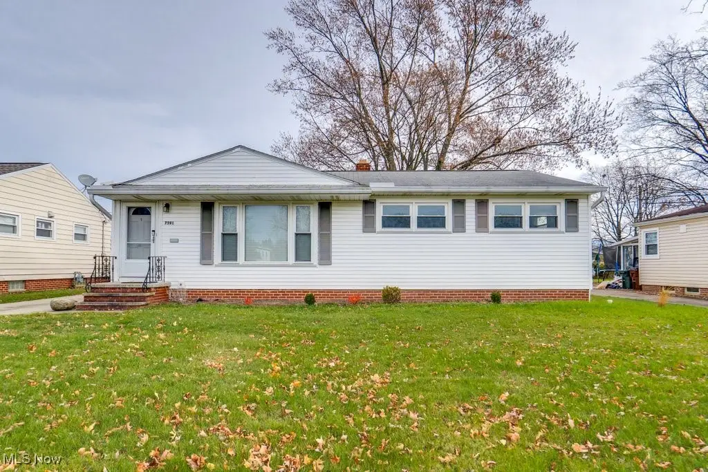7591 Dawn Haven Drive, Parma, OH 44130 - Image #1