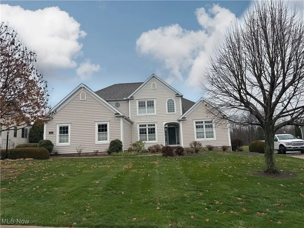 256 Royal Birkdale Drive, Columbiana, OH 44408 - #1