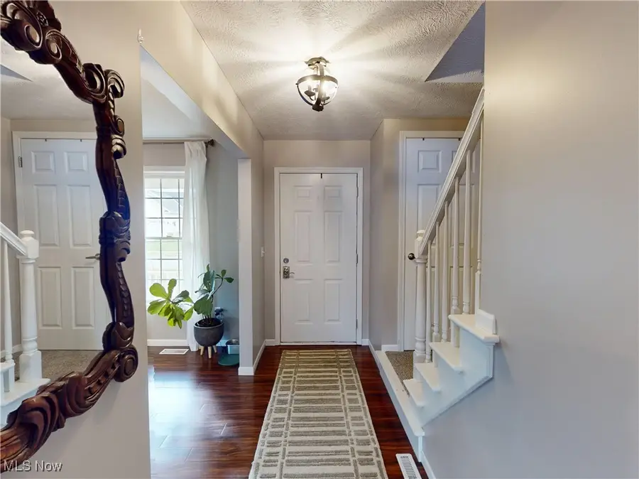 912 Tamwood Drive, Canal Fulton, OH 44614 - Image #3