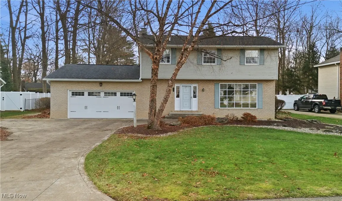 2538 Ironstone Ne Street, Canton, OH 44705 - Image #1