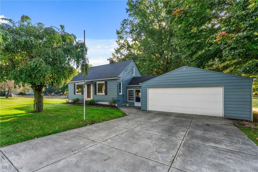 35221 Chestnut Ridge Road, North Ridgeville, OH 44039 - Image #2