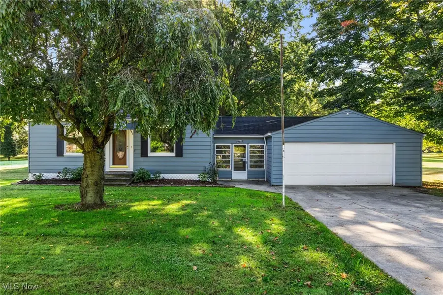 35221 Chestnut Ridge Road, North Ridgeville, OH 44039 - Image #3