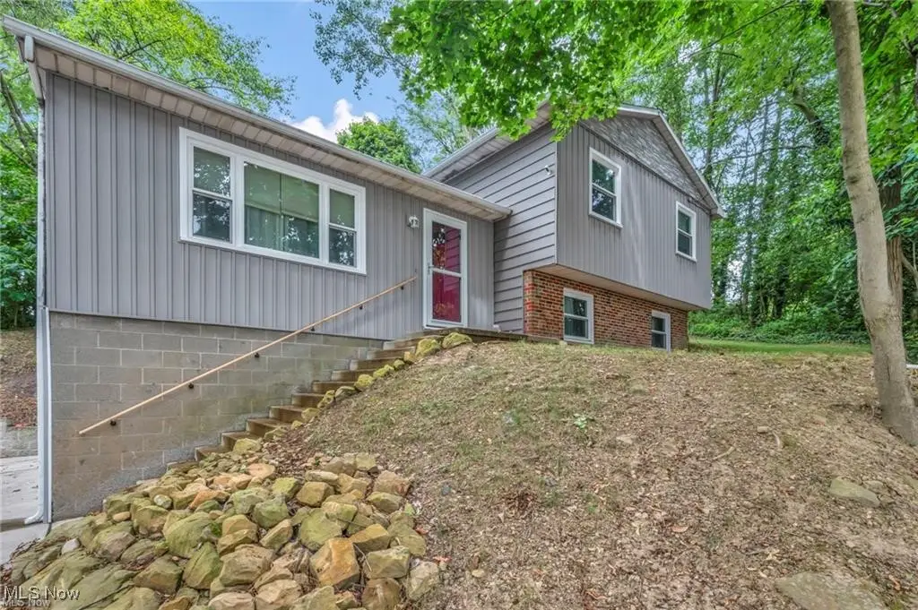 412 Stevenson Avenue, Akron, OH 44312 - Image #1