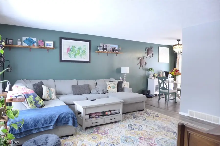 788 Edwards Drive, Berea, OH 44017 - Image #2