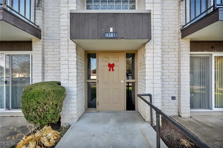 8381 N Akins Road #H-7, North Royalton, OH 44133 - Image #2