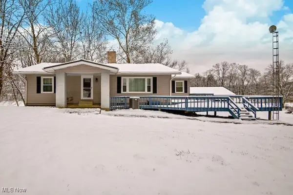 3064 Diamond Ne Street, Canton, OH 44721