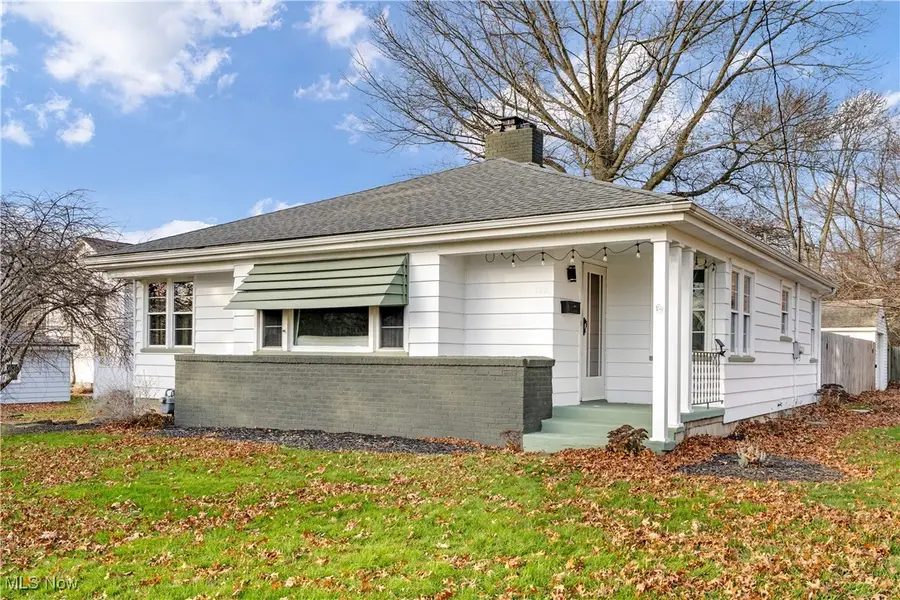 122 W Friend Street, Columbiana, OH 44408 - Image #2