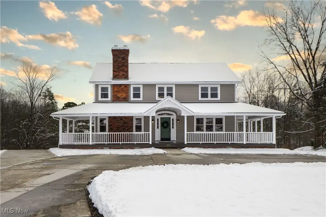 315 Babbling Brook Oval, Hinckley, OH 44233 - Image #1