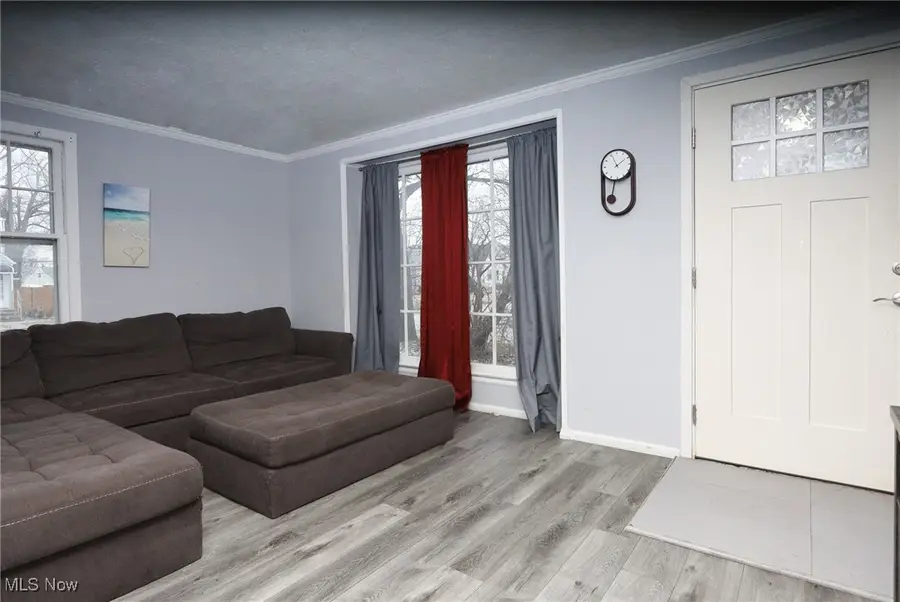 3303 Ingleside Drive, Parma, OH 44134 - Image #2