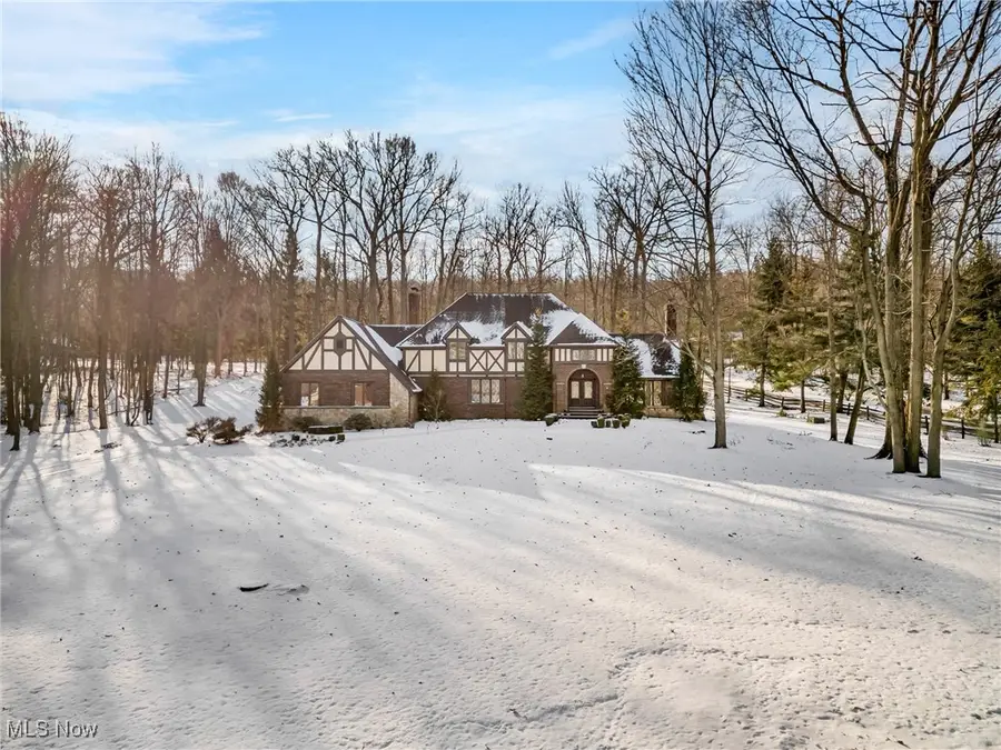 10242 Pinecrest Road, Concord Township, OH 44077 - Image #3