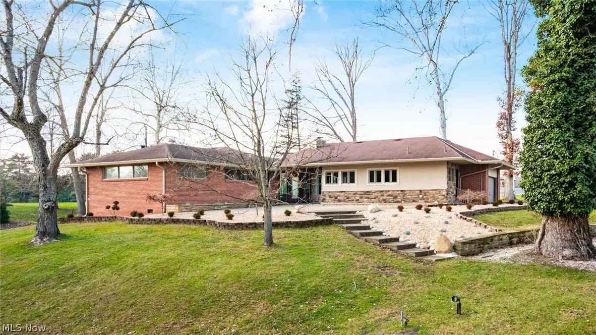 2835 West Drive, Zanesville, OH 43701 - #1