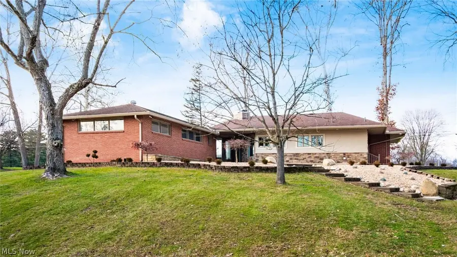 2835 West Drive, Zanesville, OH 43701 - #2