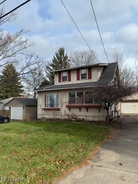 295 Goodview Avenue, Akron, OH 44305