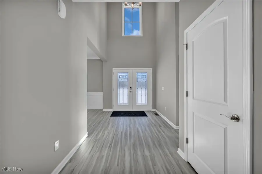 3254 Woodstone Lane, Avon, OH 44011 - Image #2