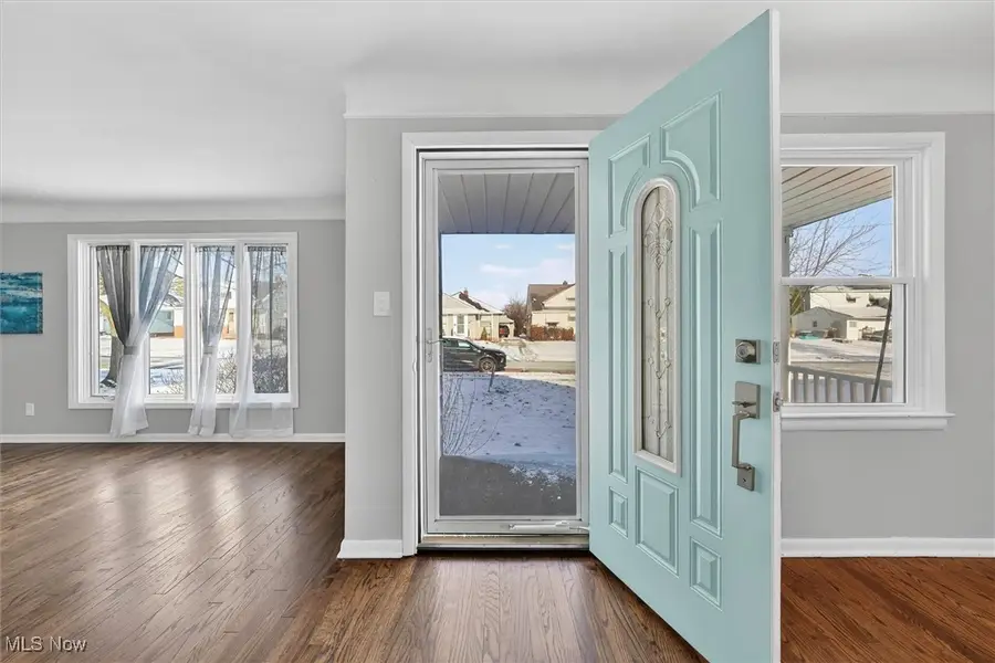 11604 Bradwell Road, Garfield Heights, OH 44125 - Image #2