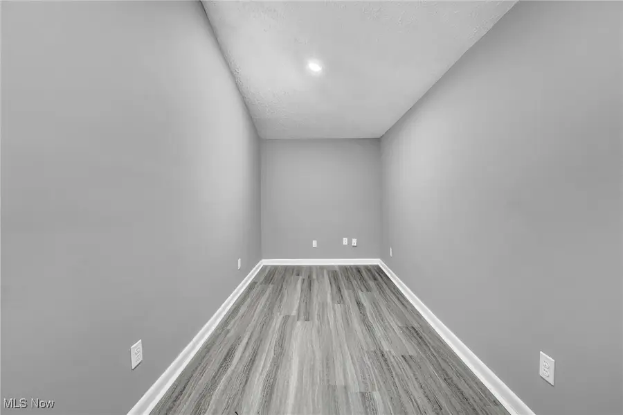 1417 Harrisburg Ne Road, Canton, OH 44705 - Image #3