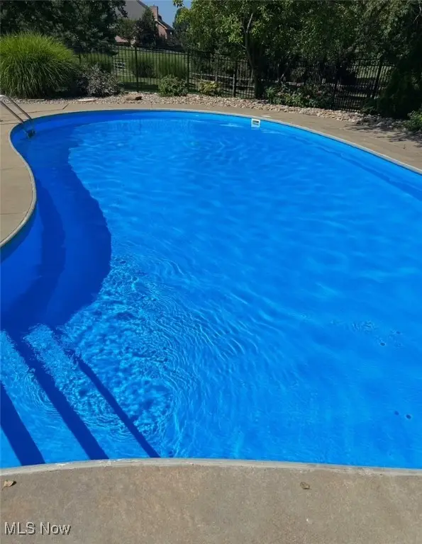 1527 Alexandria Se Parkway, Canton, OH 44709 - Image #2