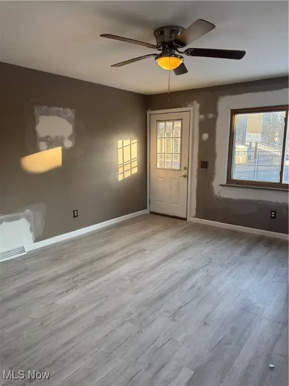 539 Wells Avenue, Louisville, OH 44641 - Image #3