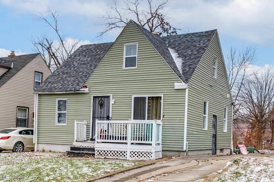 15711 Lotus Drive, Cleveland, OH 44128 - Image #2