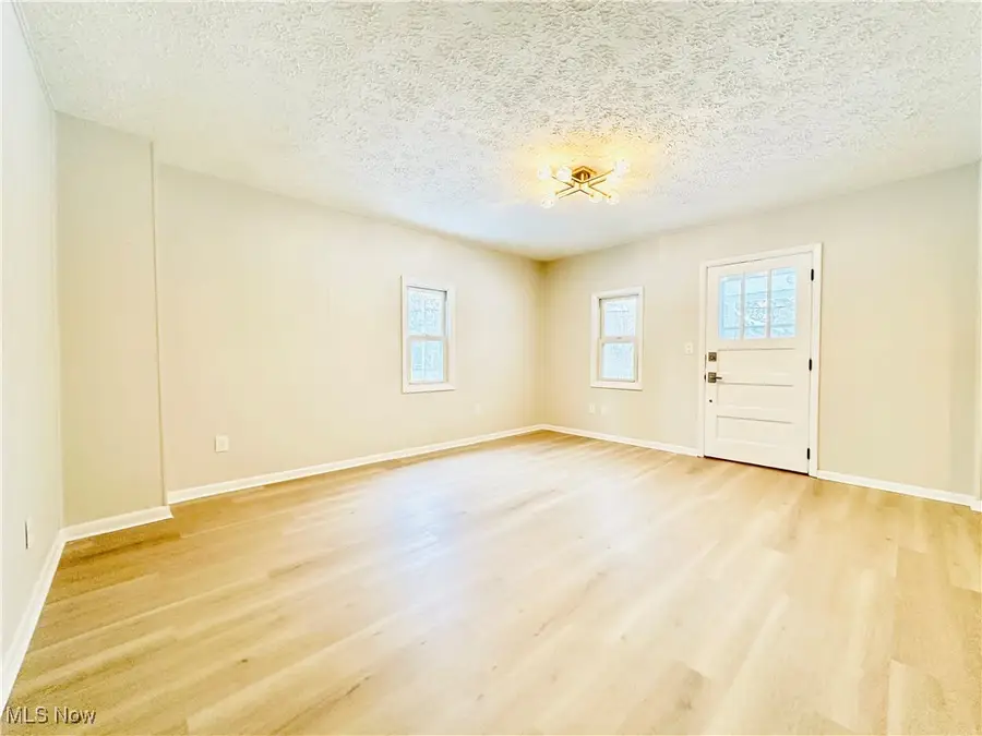 8720 Olde 8 Road, Northfield, OH 44067 - Image #2