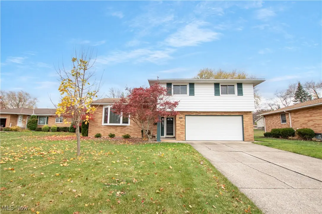 1184 Mayfair Drive, Seven Hills, OH 44131 - Image #1