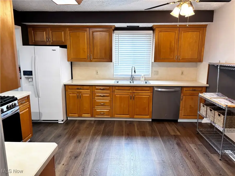 1184 Mayfair Drive, Seven Hills, OH 44131 - Image #2