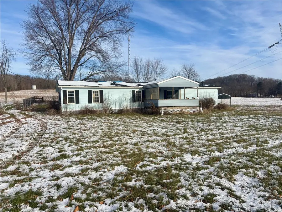 9859 Mapleton Se Street, East Canton, OH 44730 - Image #2