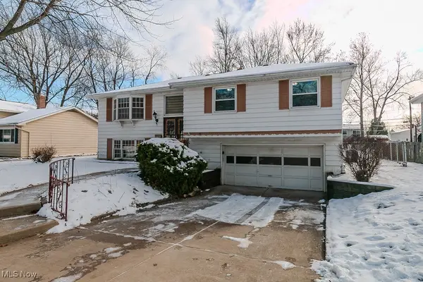 36548 Lakehurst Drive, Eastlake, OH 44095