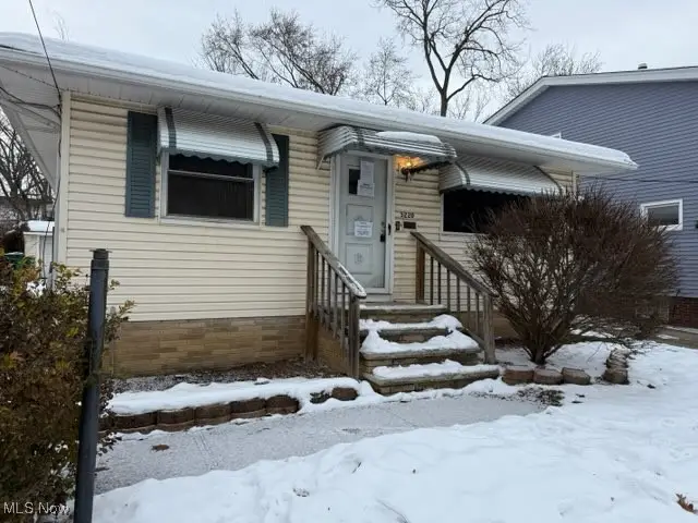 5220 Forest Avenue, Maple Heights, OH 44137 - Image #2