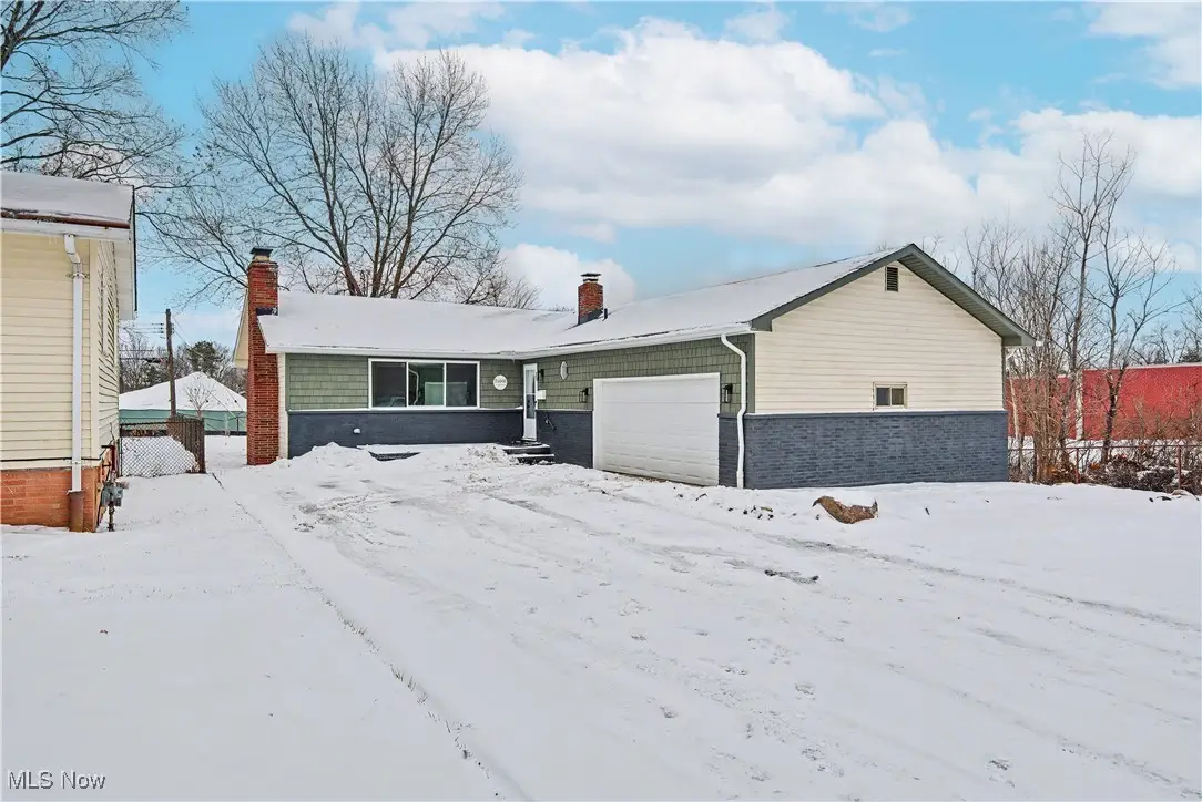 24600 Picone Lane, Bedford Heights, OH 44146 - Image #1