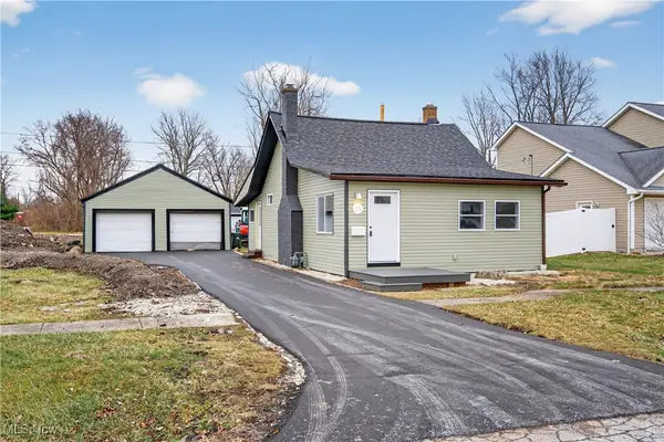 605 W Shore Boulevard, Sheffield Lake, OH 44054