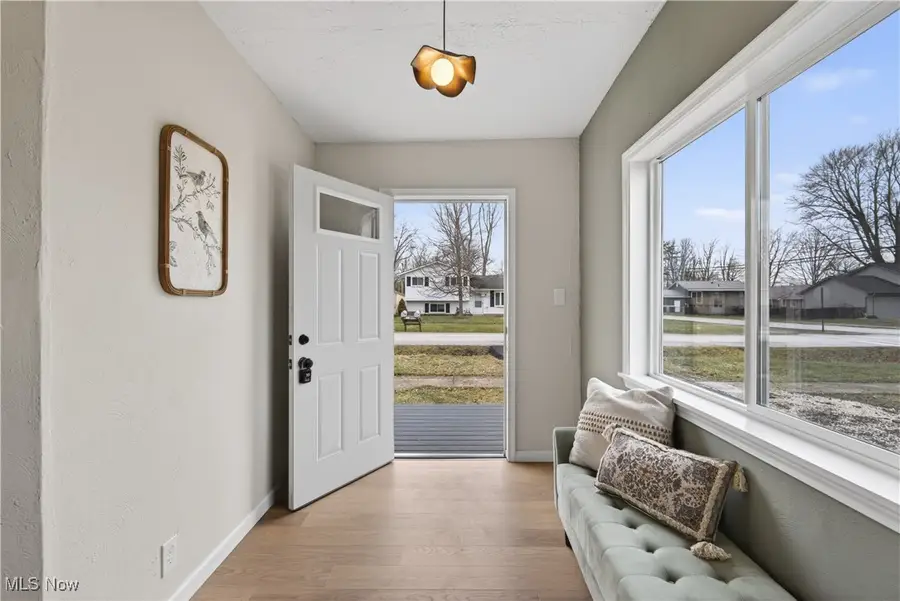 605 W Shore Boulevard, Sheffield Lake, OH 44054 - Image #2