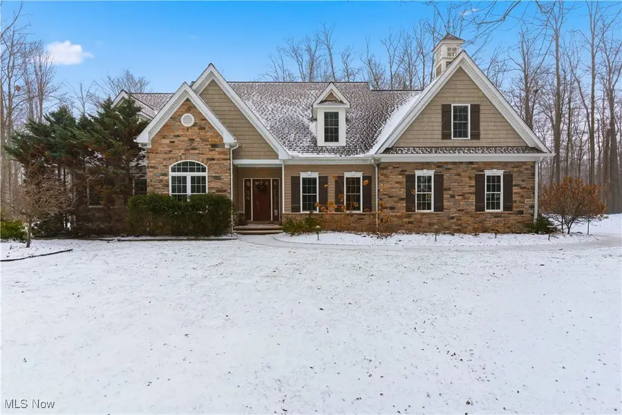 16155 Addington Court, Newbury, OH 44065 - Image #2