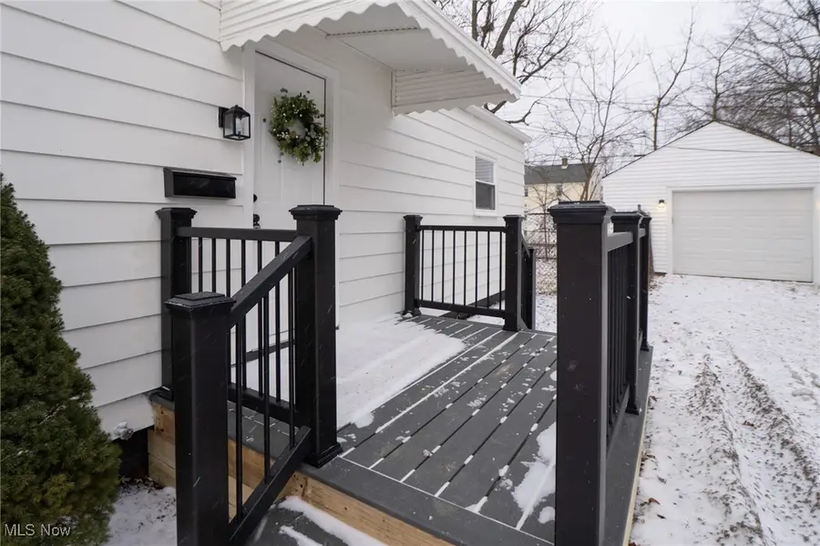 236 Adams Avenue, Cuyahoga Falls, OH 44221 - Image #2