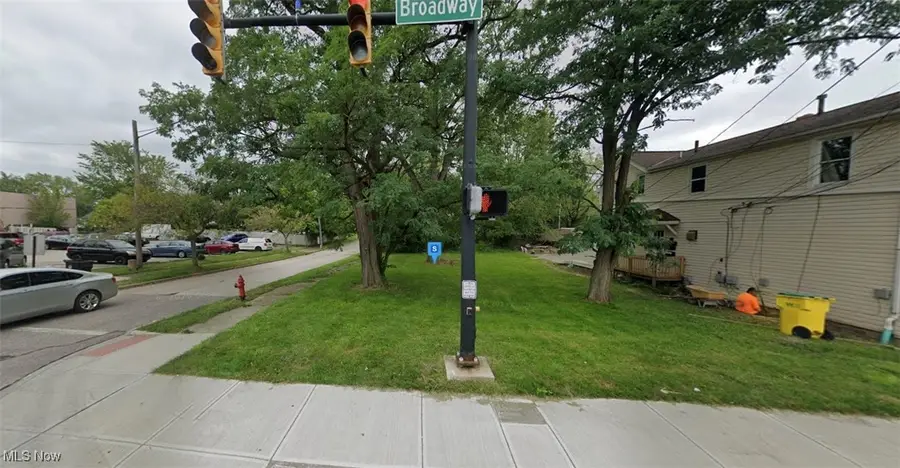 16672 Broadway Avenue, Maple Heights, OH 44137 - Image #2