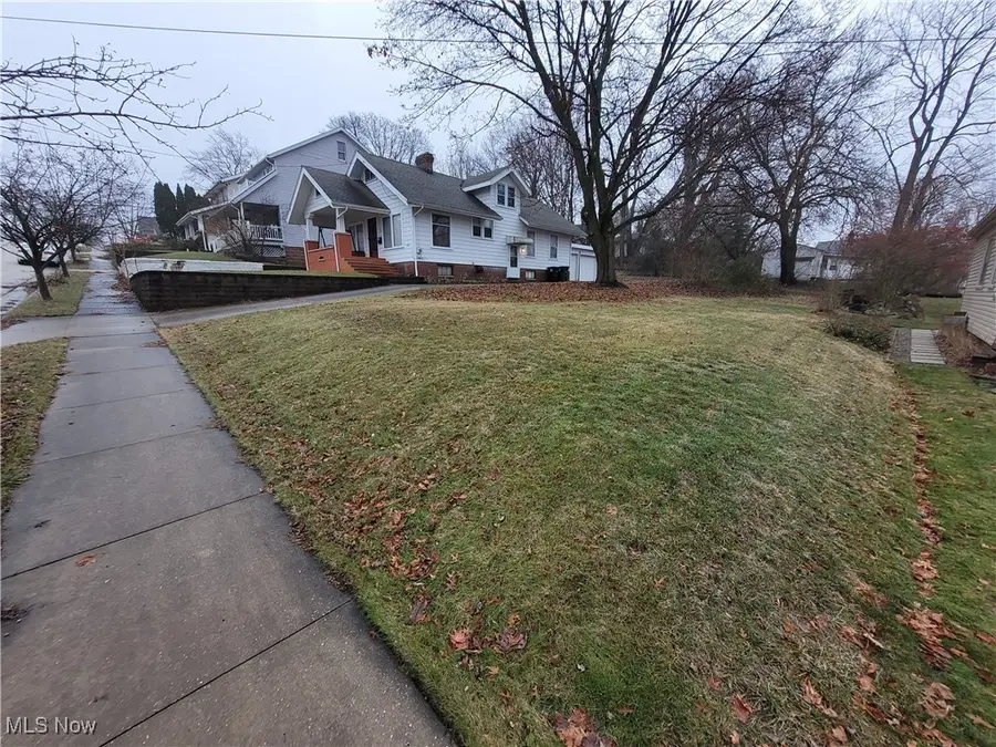 30 Youtz Avenue, Akron, OH 44301 - Image #3